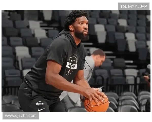 乔尔·恩比德随便一顿消费，把我一年工资按成零头