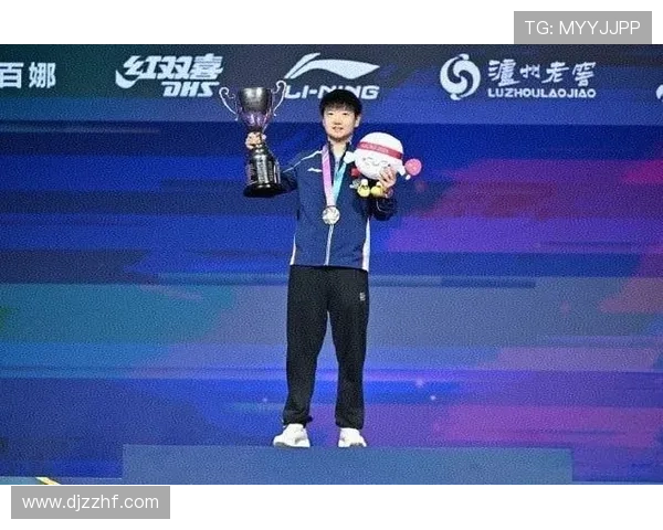 孙颖莎一天喝五杯冰美式，训练完直接睡更衣室